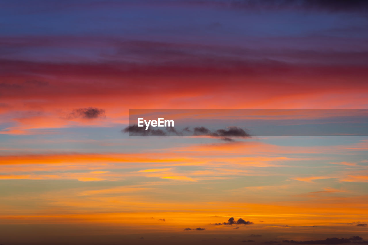 sky, sunset, cloud, beauty in nature, afterglow, orange color, scenics - nature, nature, tranquility, red sky at morning, tranquil scene, dramatic sky, horizon, dawn, sea, silhouette, idyllic, land, environment, outdoors, no people, evening, water, landscape, travel destinations, travel, non-urban scene, romantic sky, sun, cloudscape