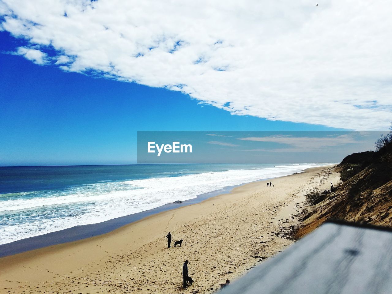 SCENIC VIEW OF SEA AGAINST BLUE SKY