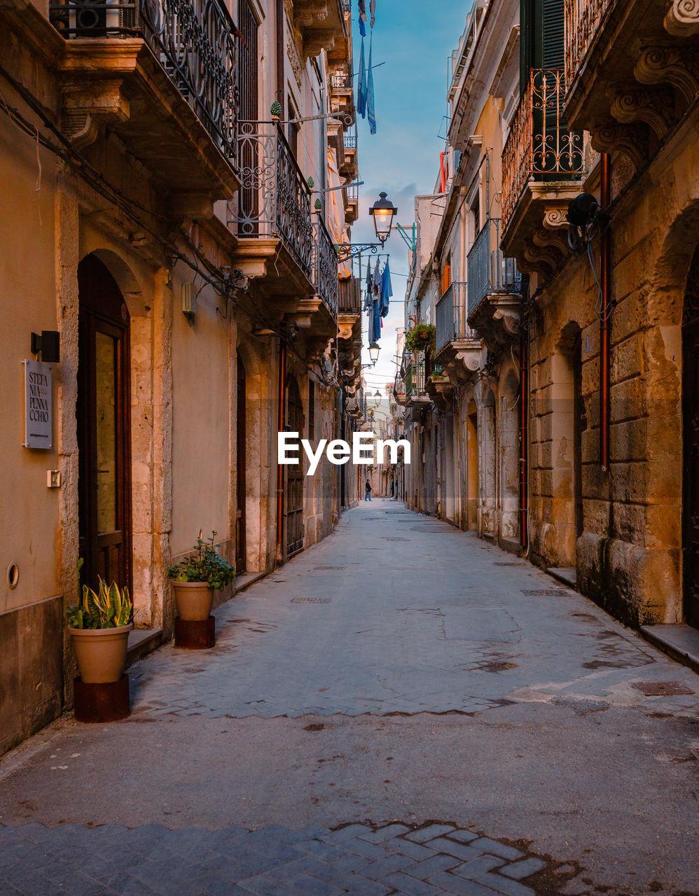 Characteristic alleyway in the historic centre of ortigia, syracuse