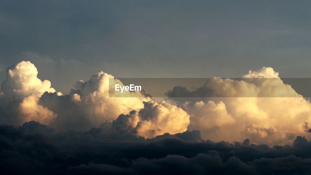 Scenic view of cloudy sky against sky during sunset