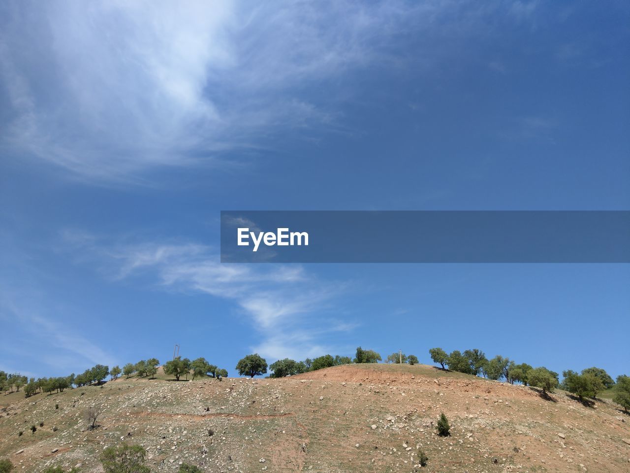 SCENIC VIEW OF DESERT AGAINST SKY