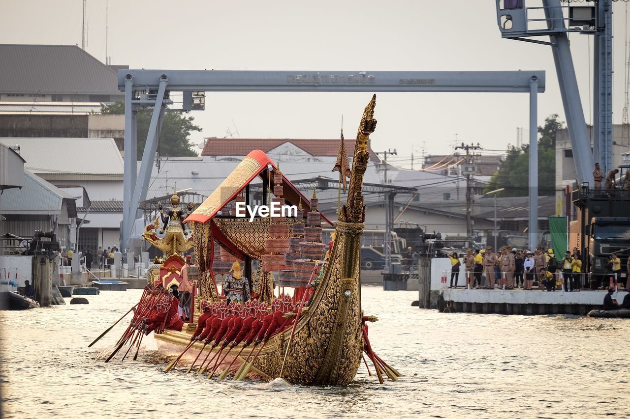 PANORAMIC VIEW OF COMMERCIAL DOCK