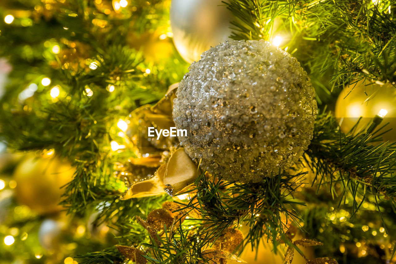 Christmas ornament decorations
