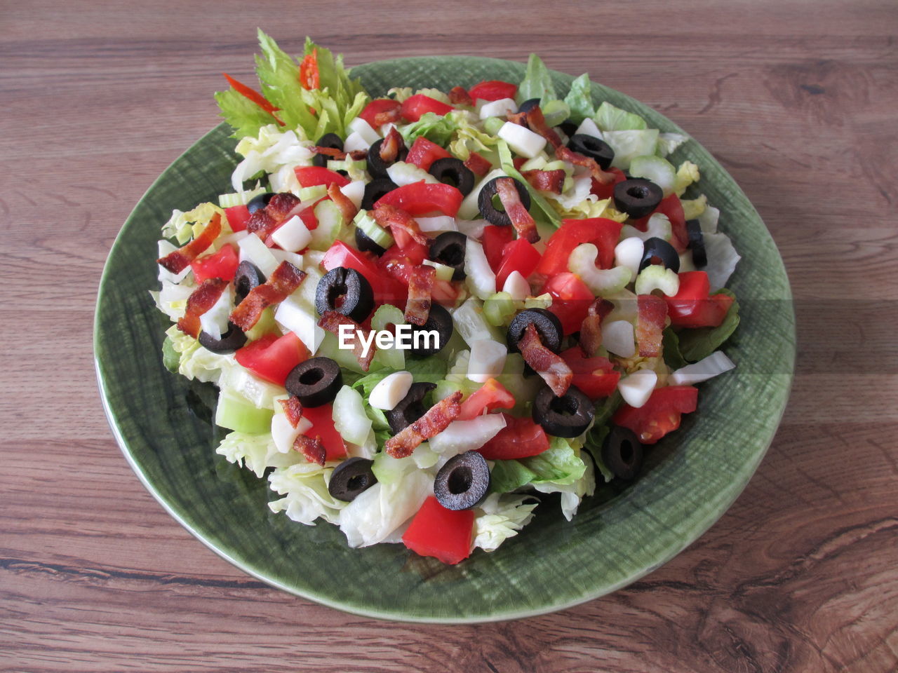 Close-up of vegetable salad in plate on table