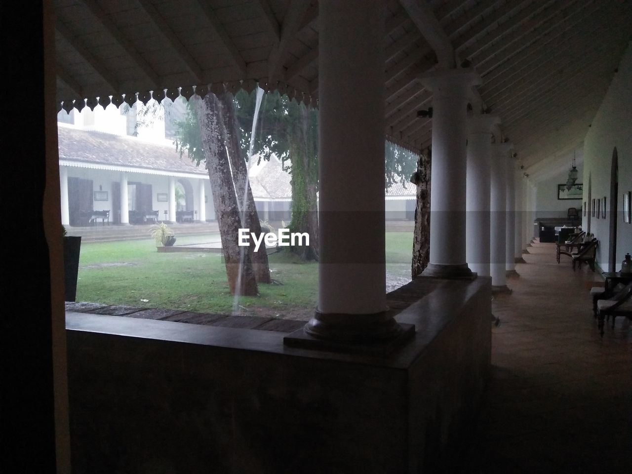 INTERIOR OF BUILDING WITH EMPTY GLASS