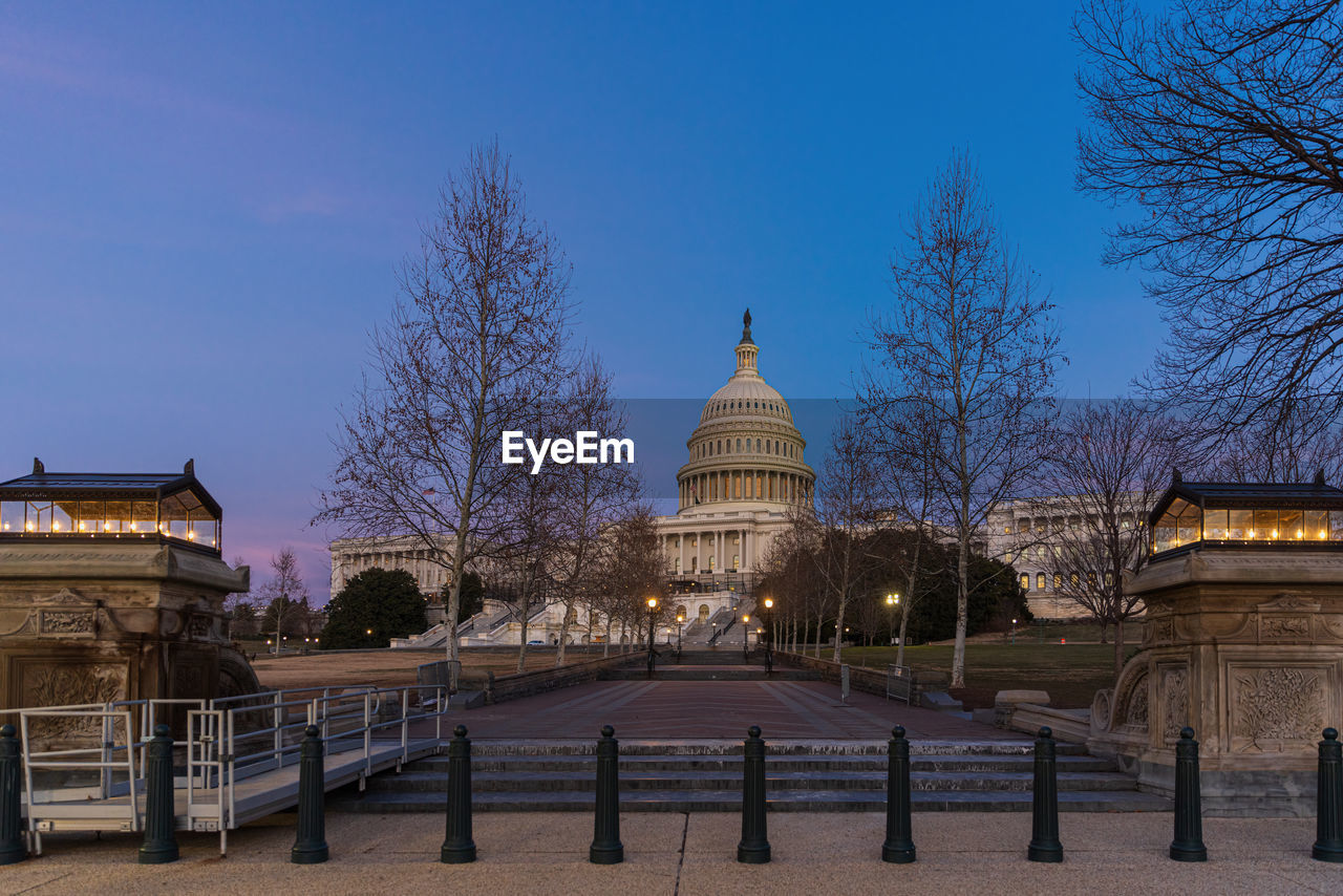 Capitol of the united states at dusk