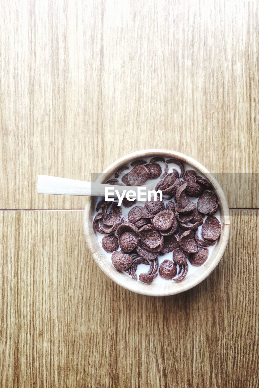 Close-up of bowl of breakfast cereal