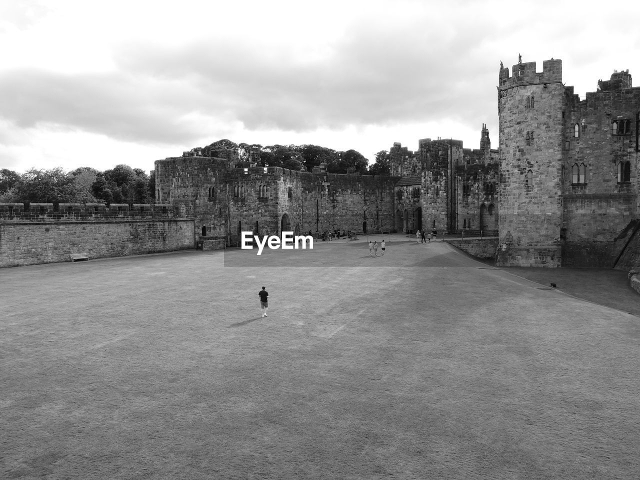 View of fort in city against sky