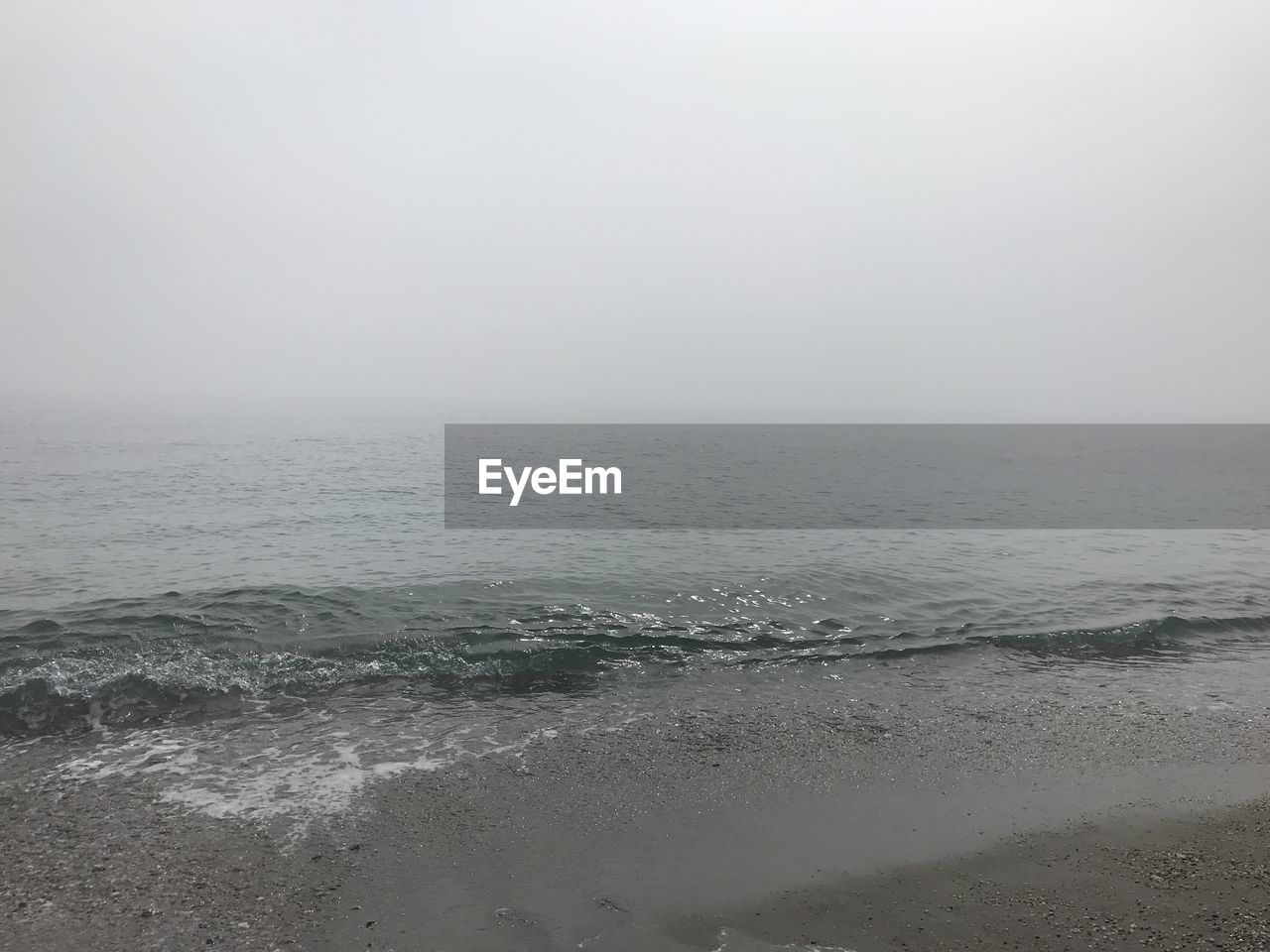 IDYLLIC VIEW OF SEA AGAINST SKY