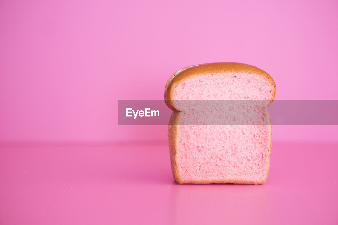 CLOSE-UP OF PINK CAKE