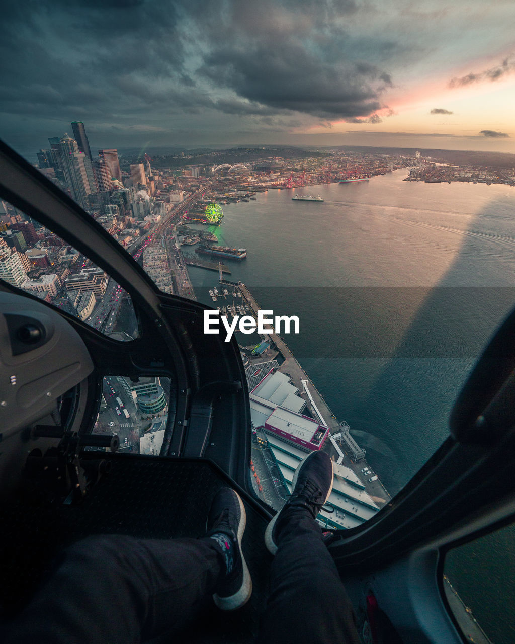 Above the great seattle, wa 