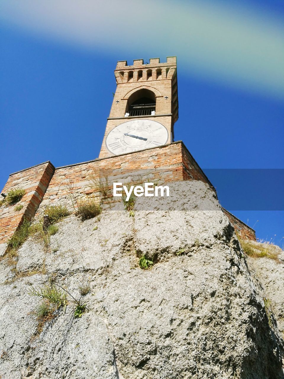 LOW ANGLE VIEW OF BELL TOWER AGAINST CLEAR SKY