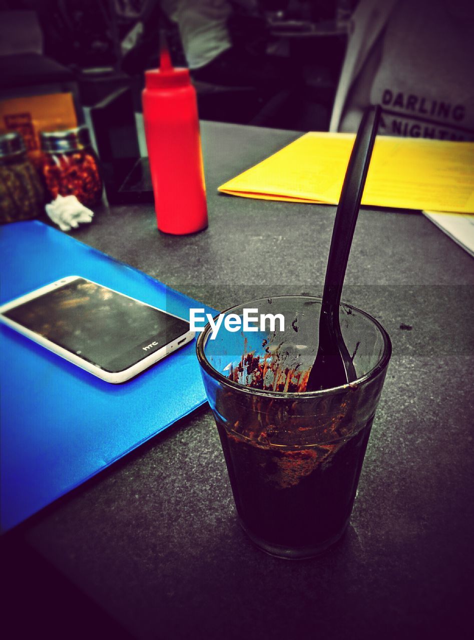 table, drinking straw, indoors, drinking glass, no people, drink, close-up, freshness, food, day