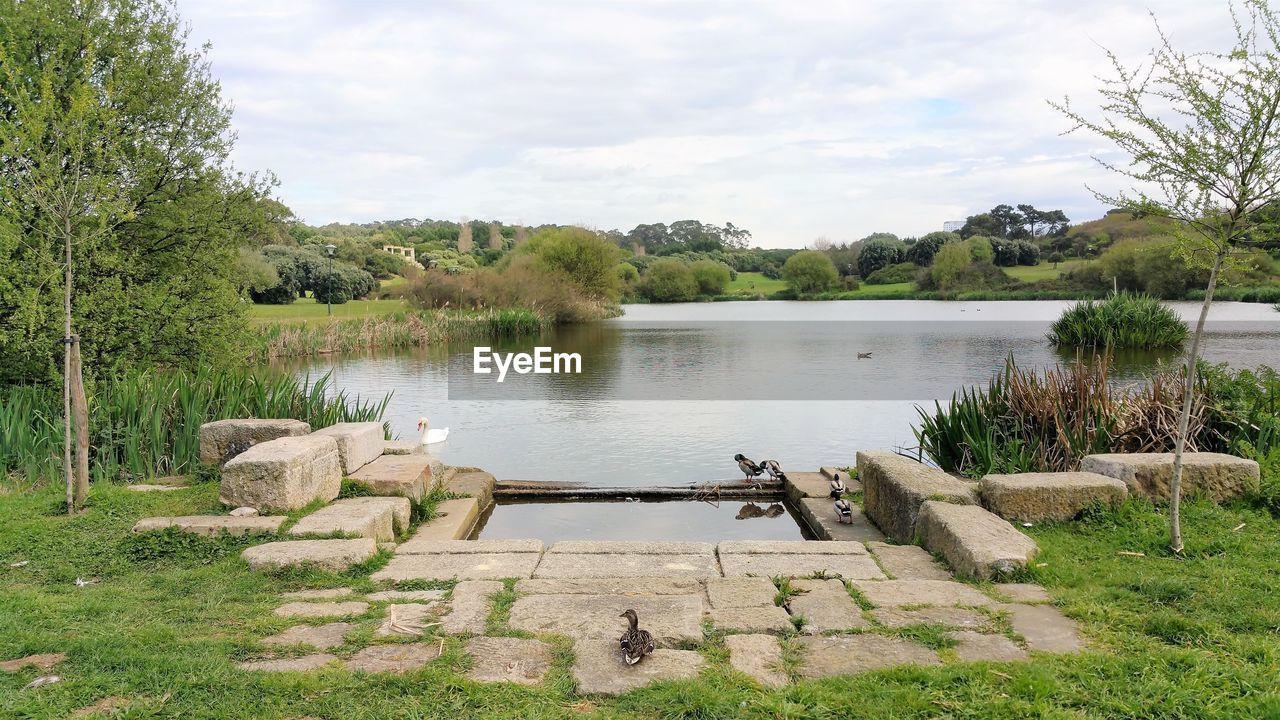 VIEW OF LAKE AGAINST SKY