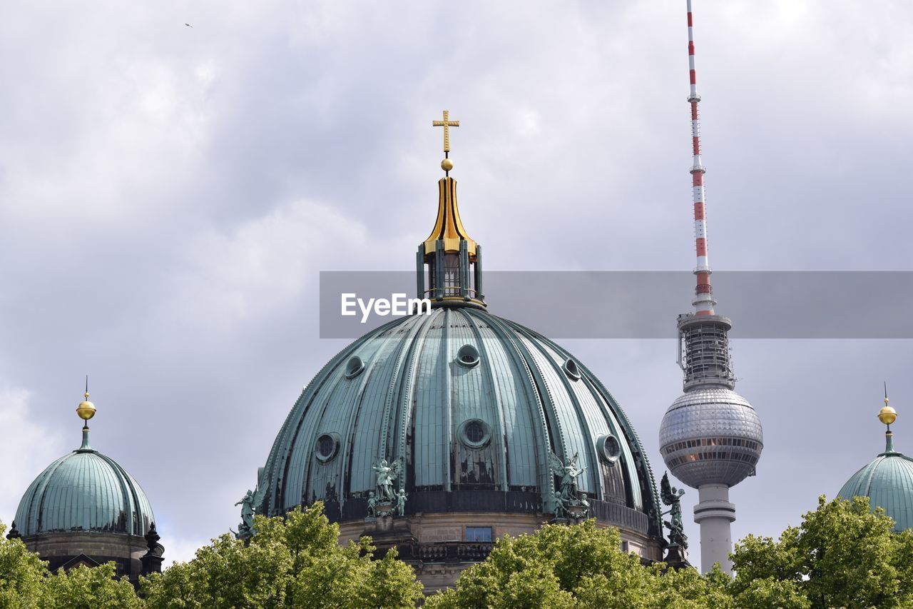 CATHEDRAL AGAINST SKY