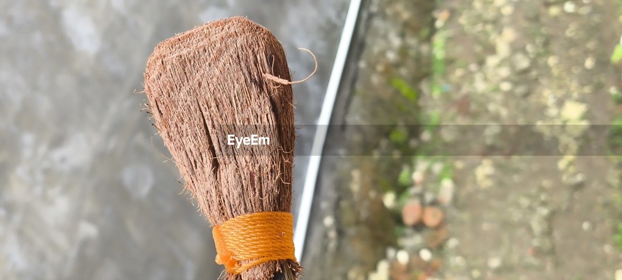 brush, broom, focus on foreground, wood, no people, day, nature, close-up, outdoors, tree, agriculture, craft, leaf