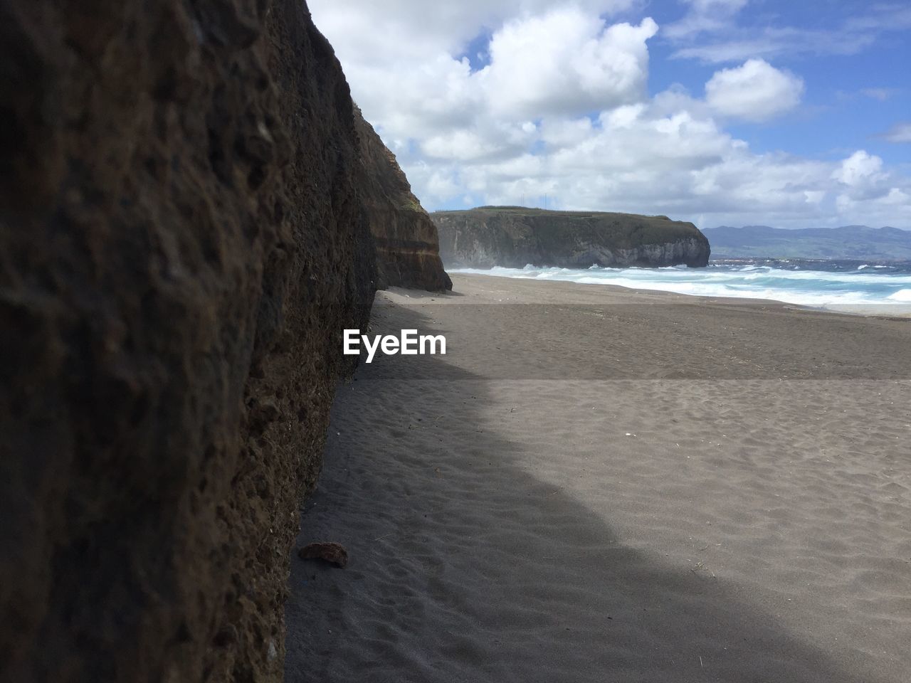 SCENIC VIEW OF BEACH