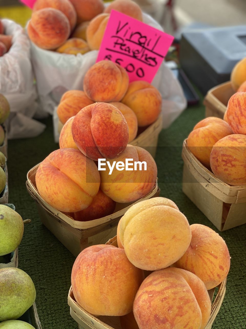 CLOSE-UP OF FRUITS FOR SALE IN MARKET