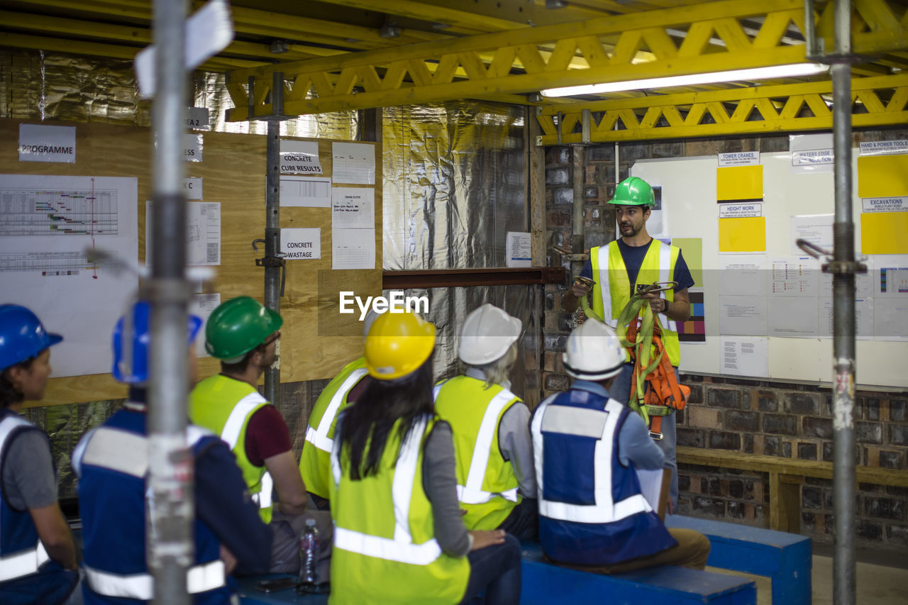 Construction engineers getting a safety briefing