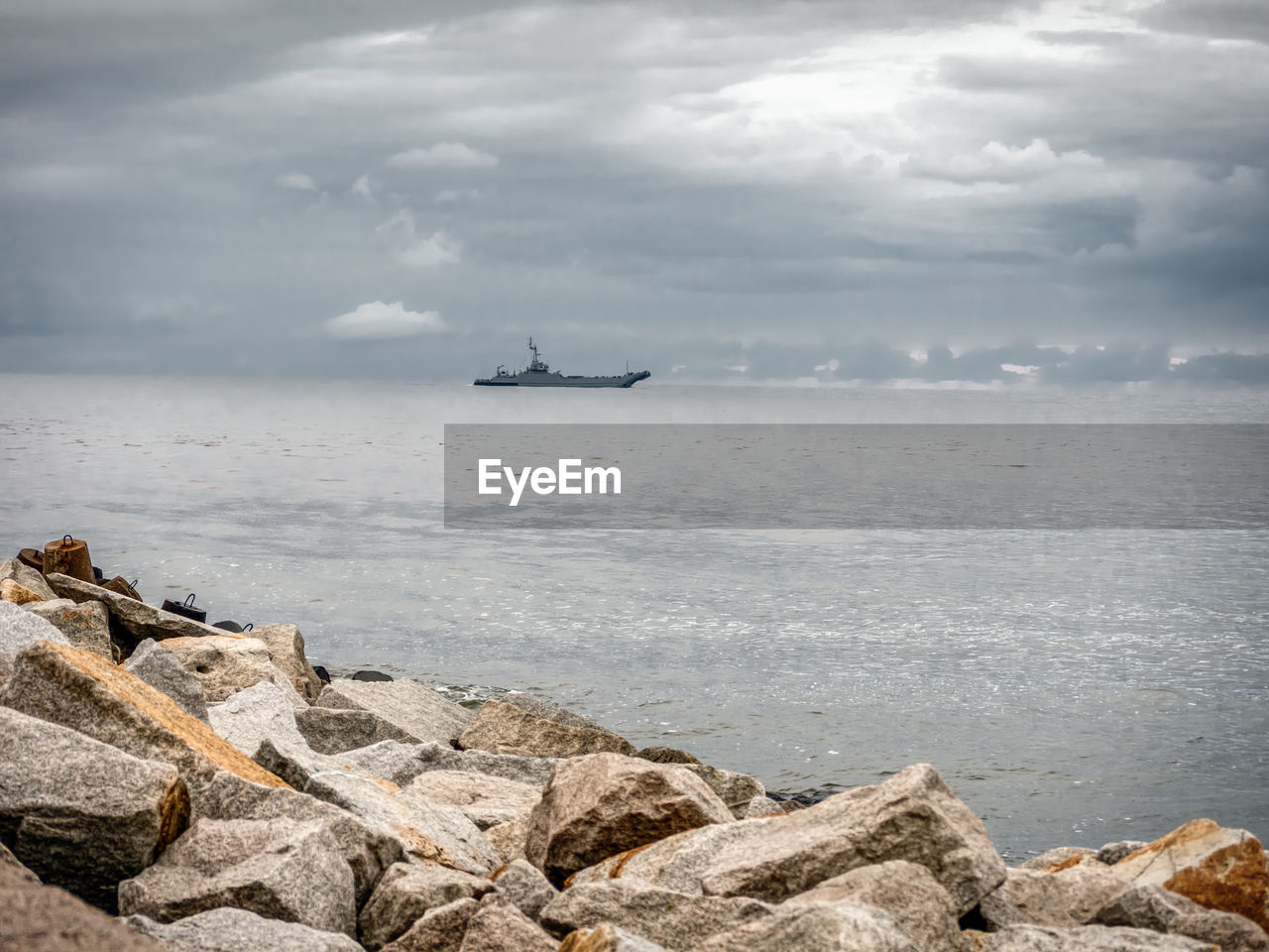 Polish navy patrol ship patroling polish baltic sea