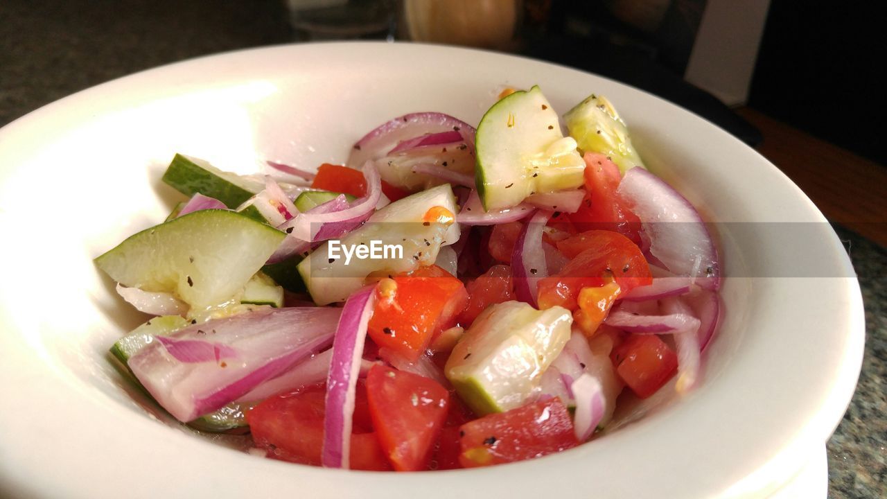 CLOSE-UP OF SERVED FOOD IN PLATE