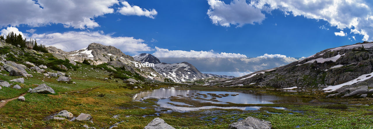 Upper lower jean lake titcomb basin wind river range rocky mountains wyoming hiking elkhart park 