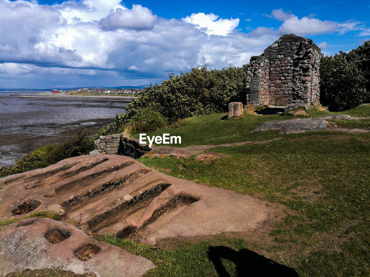 OLD RUIN OF BUILDING BY SEA