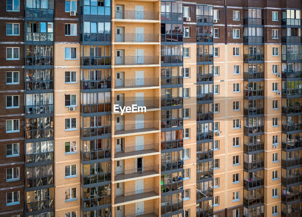 Full frame shot of buildings in city