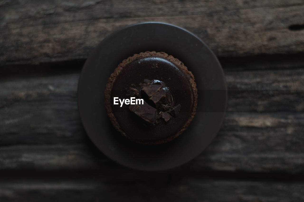 Directly above shot of chocolate cake on table