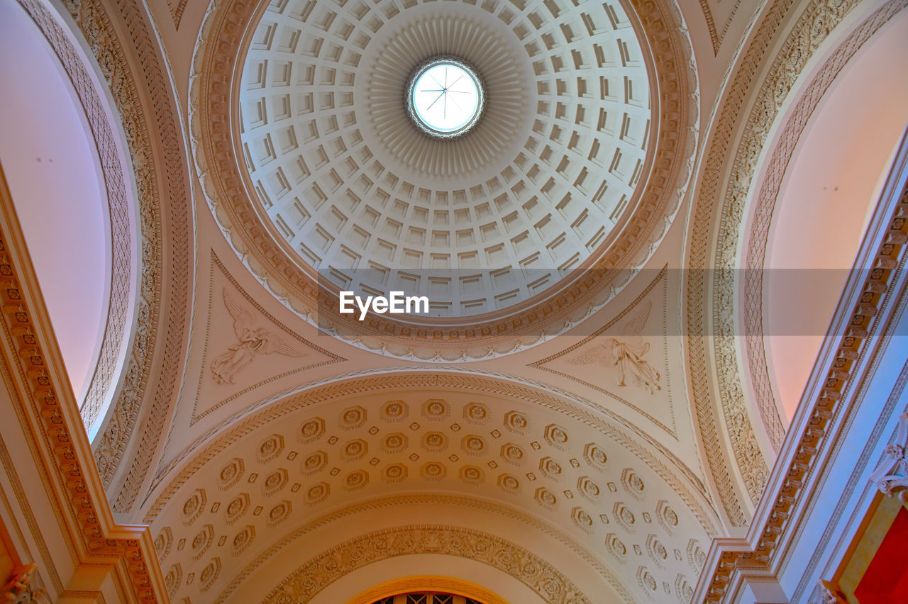 architecture, ceiling, built structure, low angle view, pattern, indoors, dome, no people, ornate, travel destinations, architectural feature, building, arch, religion, history, shape, the past, geometric shape, directly below, place of worship, circle, belief, cupola, craft, spirituality, decoration, day
