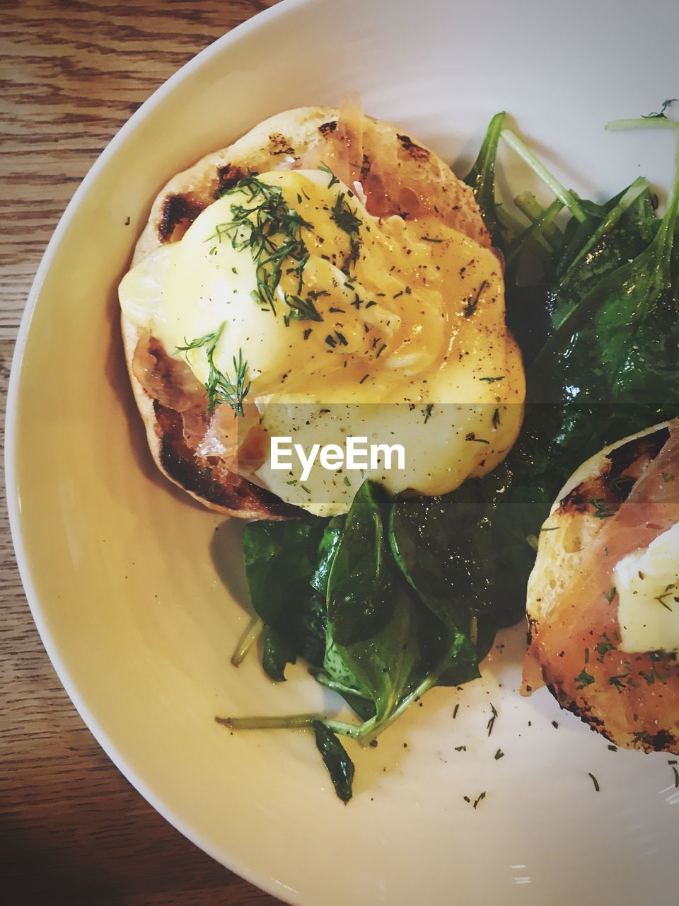 CLOSE-UP OF BREAKFAST SERVED ON PLATE