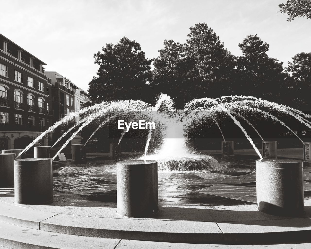 FOUNTAIN IN FRONT OF BUILDING