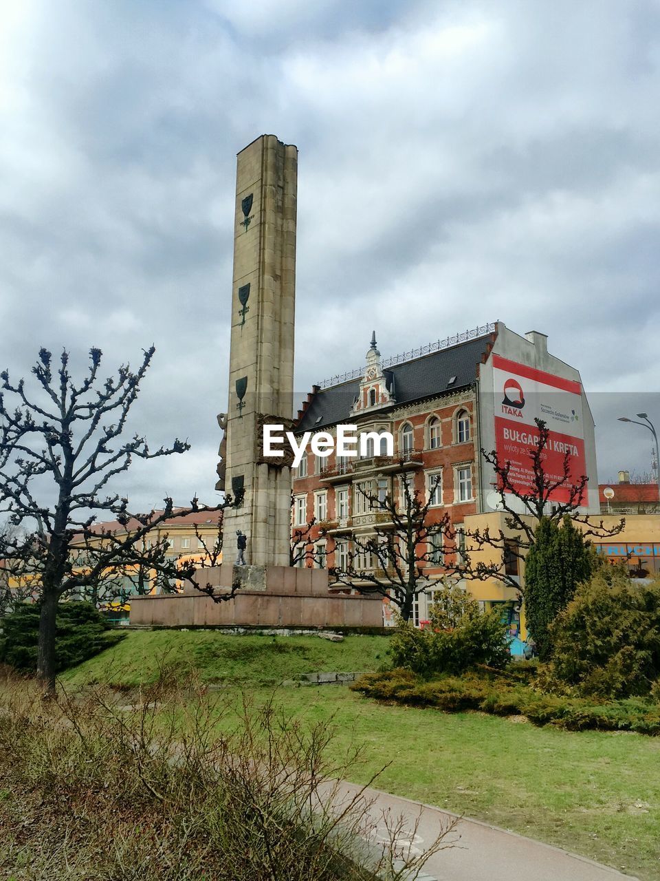 VIEW OF CITY AGAINST SKY