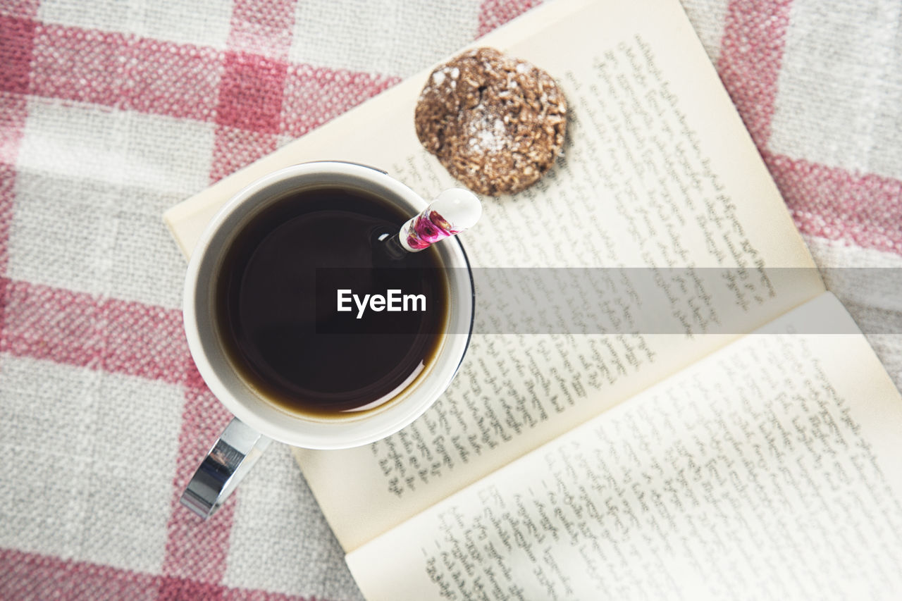 Close-up of coffee cup on table