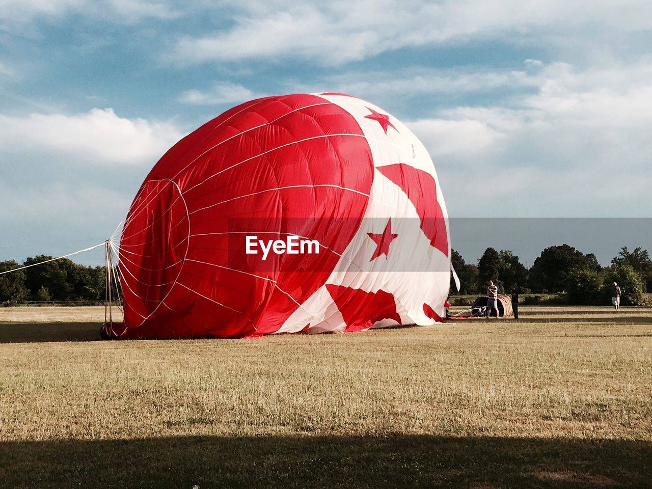 Hot air balloon landing safely 