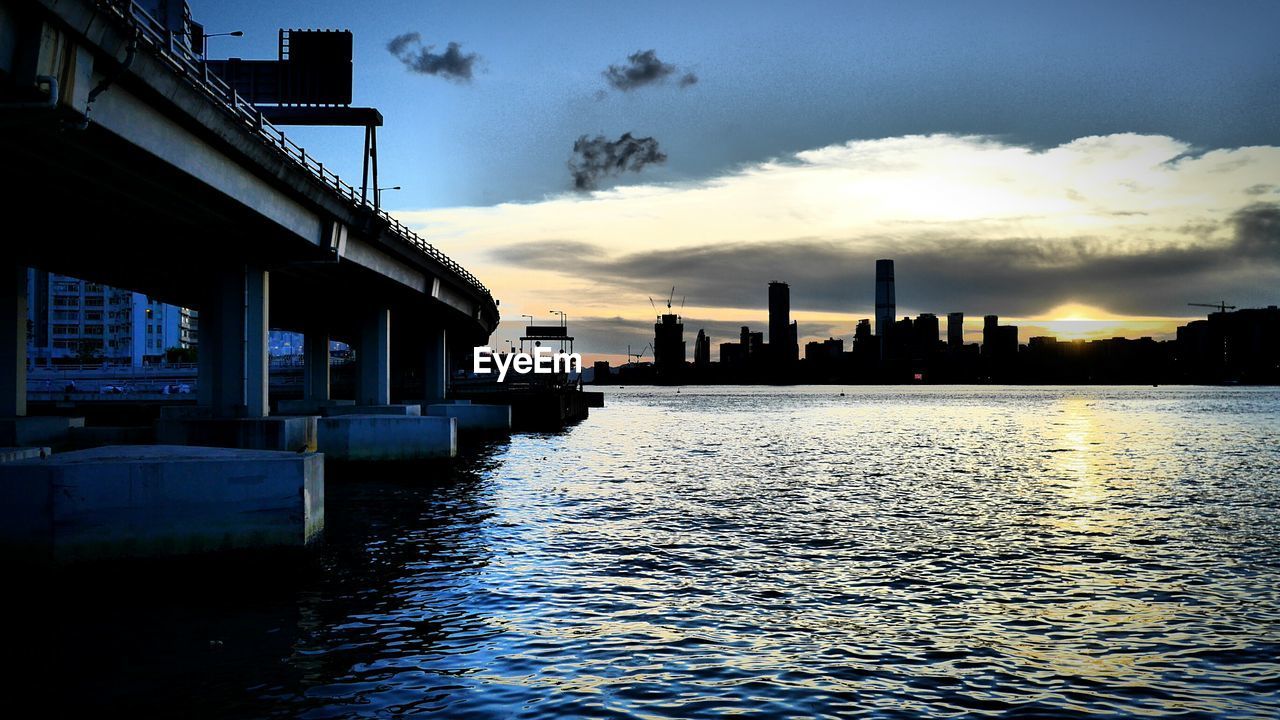 Elevated road with city at waterfront