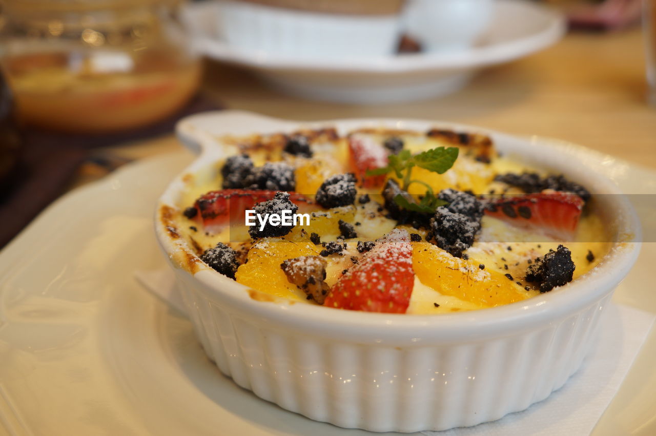 CLOSE-UP OF DESSERT IN PLATE