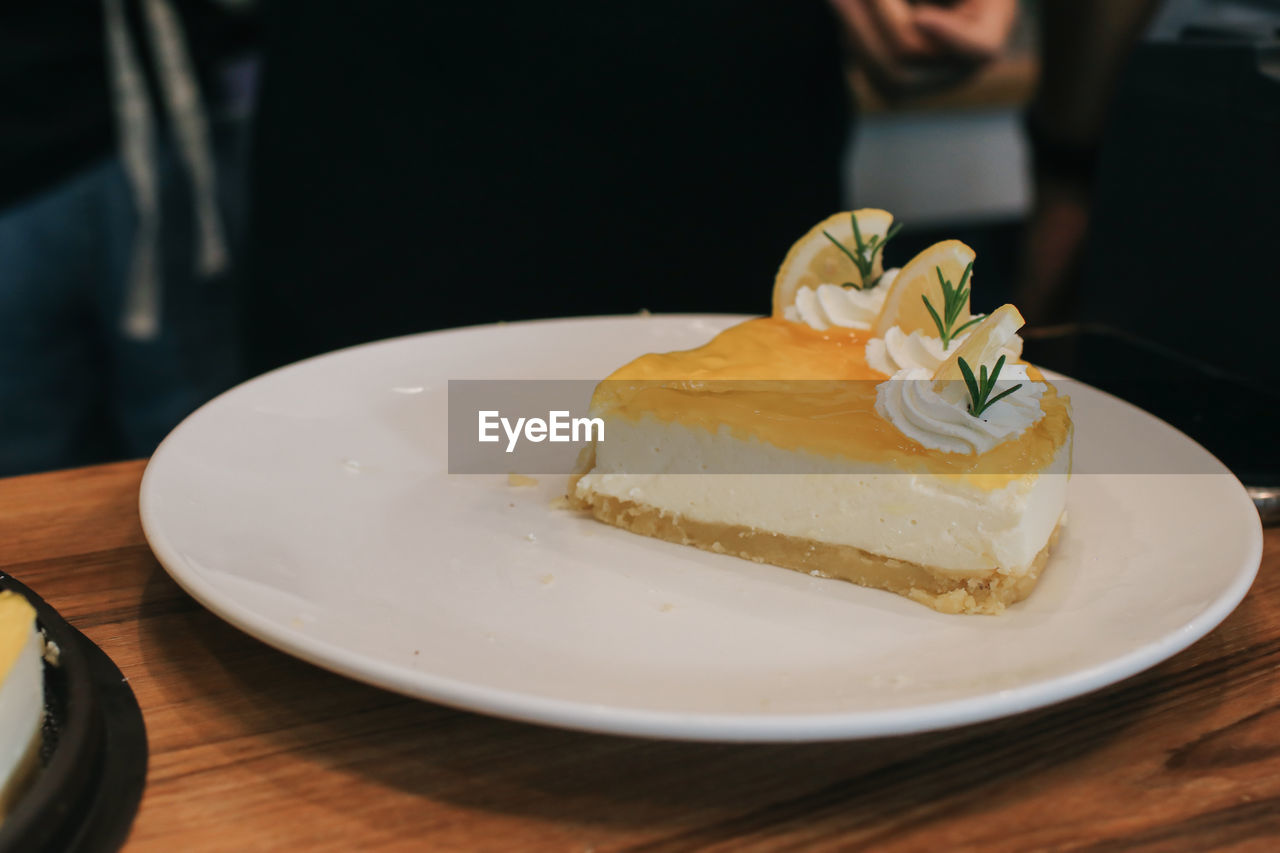 CLOSE-UP OF CAKE SERVED IN PLATE