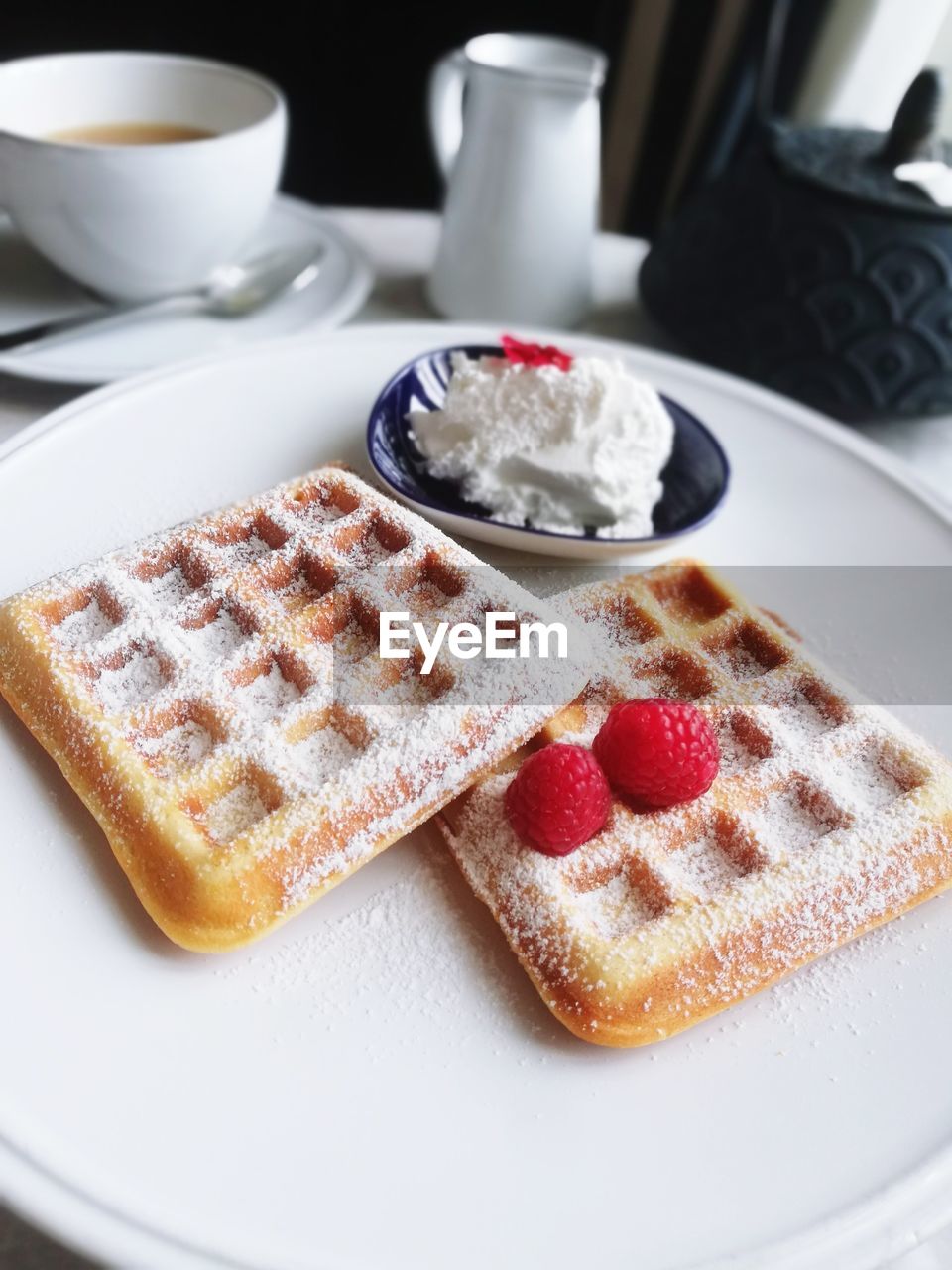 CLOSE-UP OF DESSERT SERVED ON TABLE