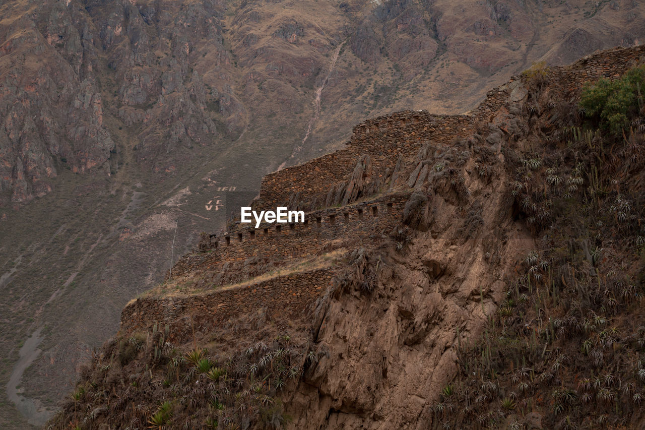 VIEW OF ROCK FORMATIONS ON LANDSCAPE