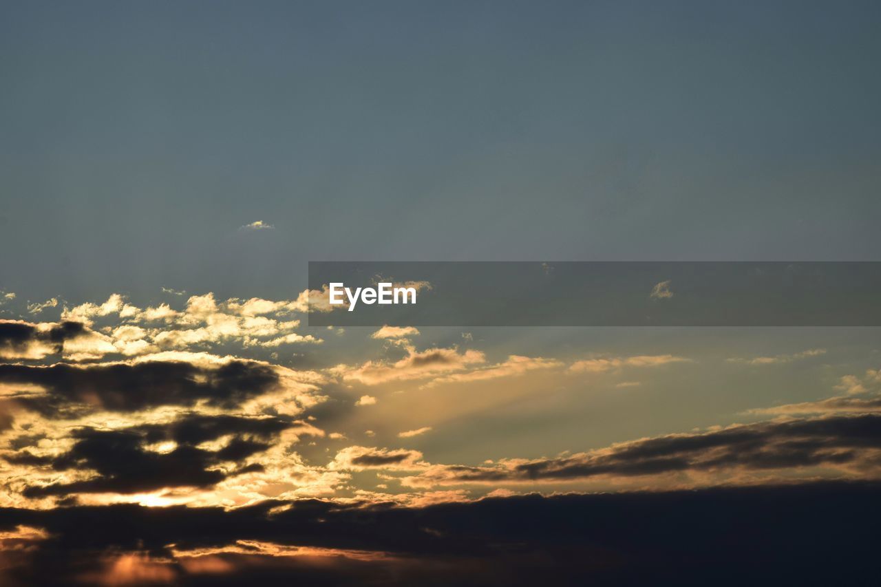 LOW ANGLE VIEW OF DRAMATIC SKY DURING SUNSET