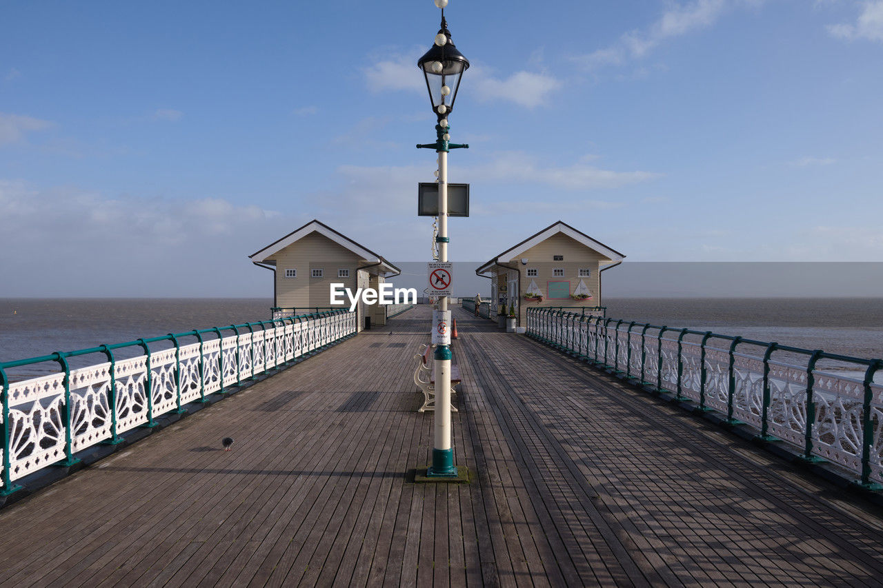 Penarth, vale of glamorgan, wales, europe. view along the pier. converging lines.