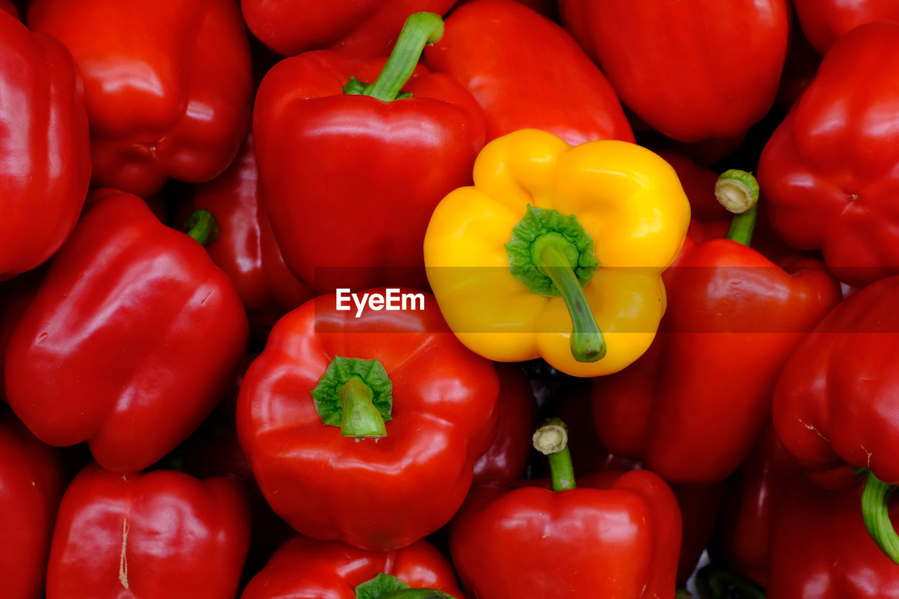 FULL FRAME SHOT OF RED BELL PEPPERS