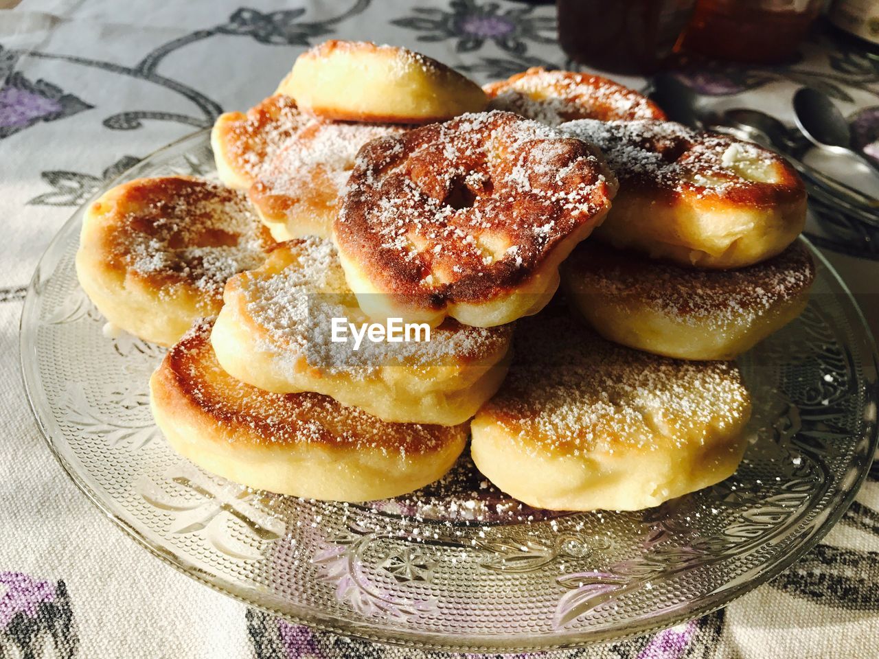 CLOSE-UP OF DESSERT