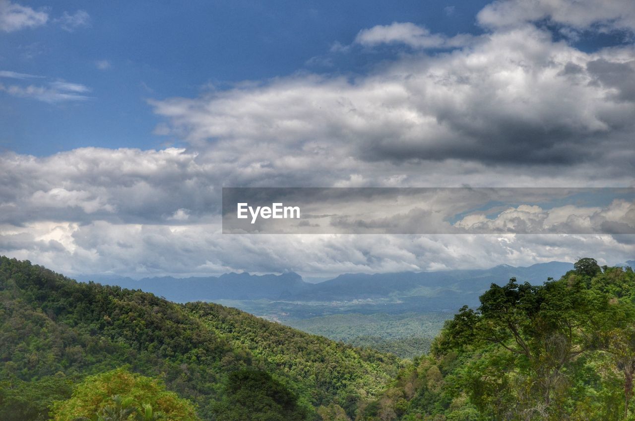 SCENIC VIEW OF LAND AGAINST SKY