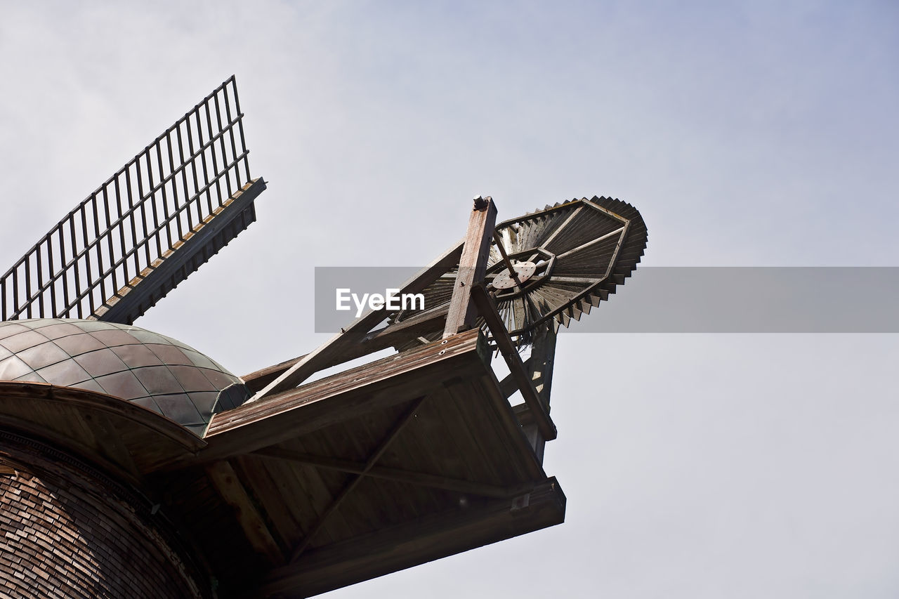 Dutch windmill in san francisco's golden gate park