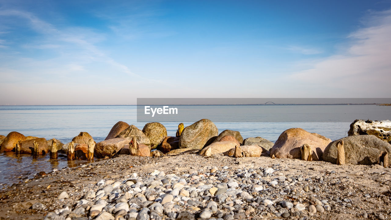 PANORAMIC SHOT OF SEA AGAINST SKY