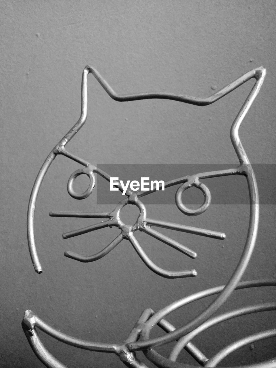 Cat made of wire