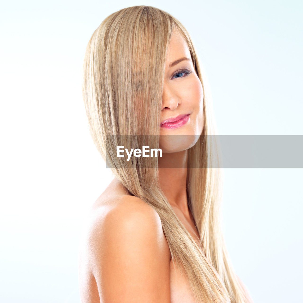 human hair, women, blond hair, portrait, adult, one person, young adult, human face, hairstyle, long hair, studio shot, brown hair, smiling, white background, female, hair color, looking at camera, fashion, cut out, indoors, happiness, headshot, layered hair, cheerful, emotion, skin, human skin, cute, lifestyles, copy space, relaxation, make-up, clothing, finger, human head, black hair, positive emotion, smile, teeth, nose, person, looking, close-up