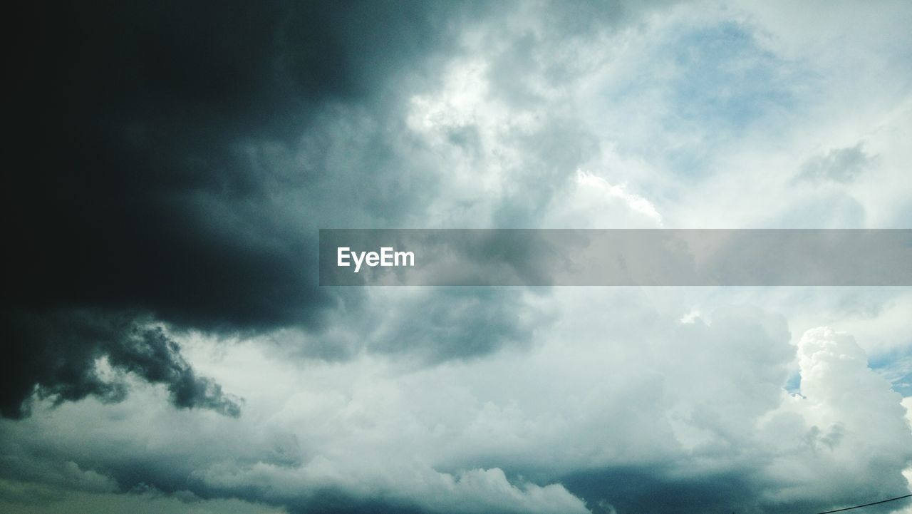 nature, cloud - sky, beauty in nature, sky, weather, low angle view, scenics, sky only, backgrounds, day, no people, outdoors, tranquility, storm cloud, blue